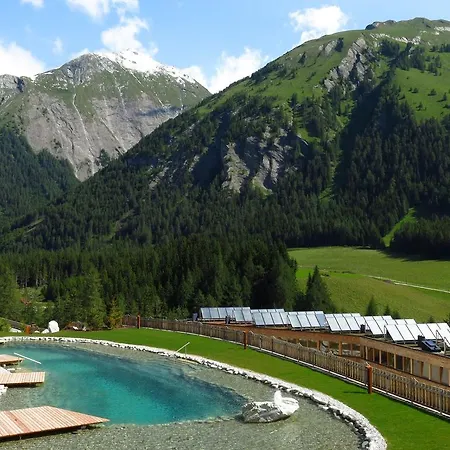 Chalet Gradonna Mountain Resort.6