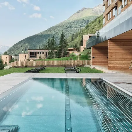 Chalet Gradonna Mountain Resort.6 Holiday home